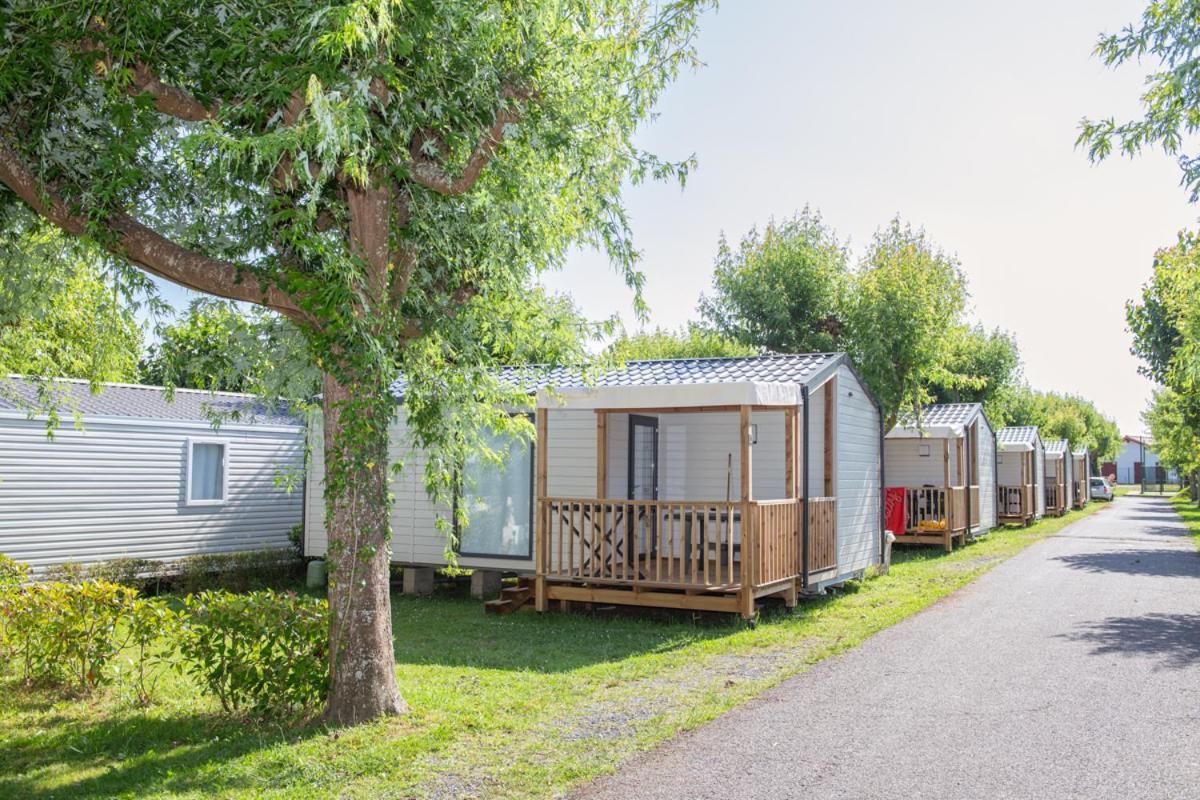 La Ferme Des 4 Chenes Hotell Urt Exteriör bild