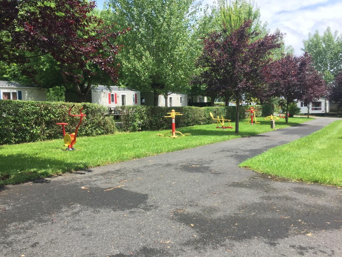 La Ferme Des 4 Chenes Hotell Urt Exteriör bild